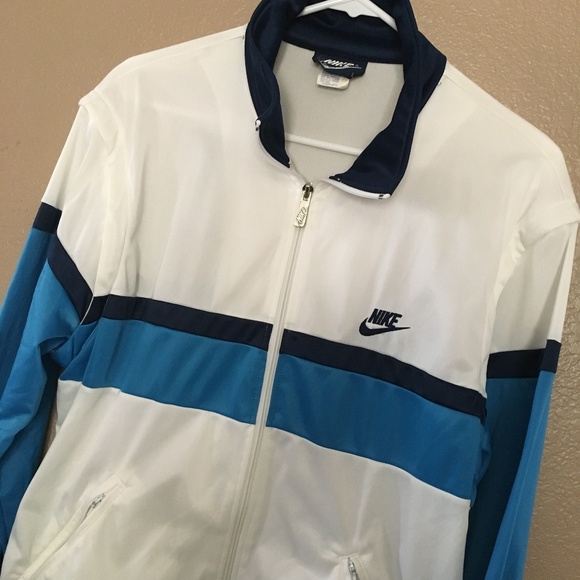 nike warmup jacket